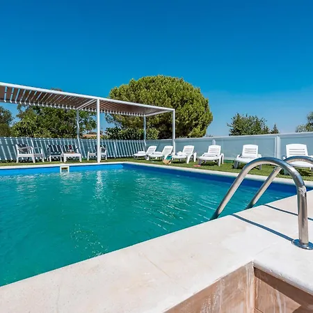Adalid Holiday home La Puebla de Cazalla